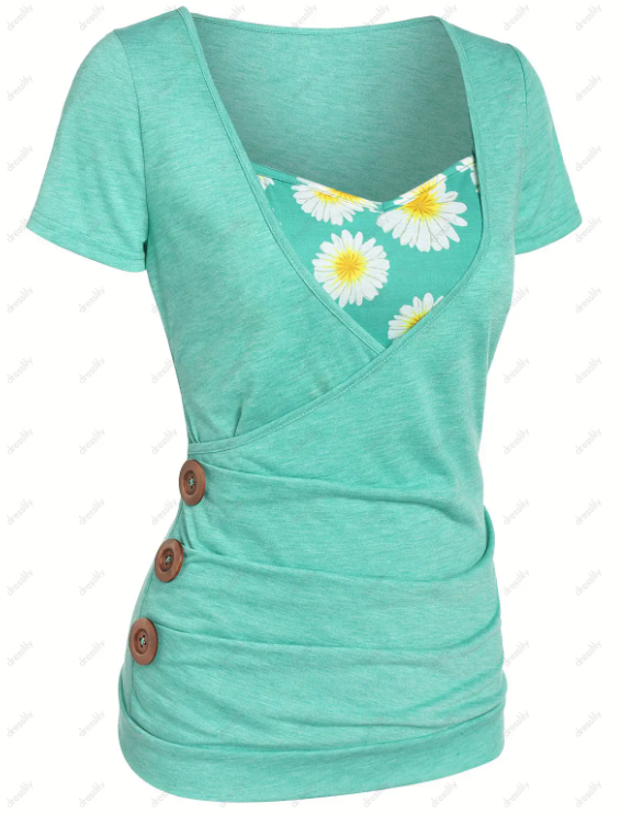 Daisy Print Surplice Short Sleeve T Shirt And Skinny Butterfly 3D Print Cropped Jeggings Outfit