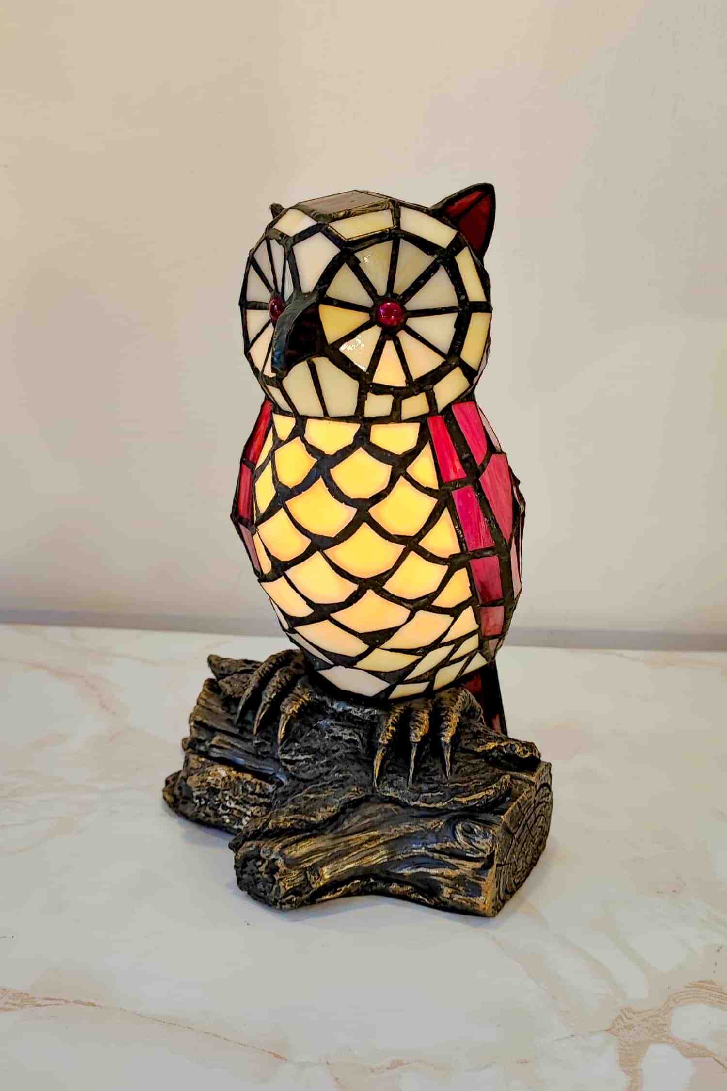 Tiffany Owl Lamp: the Perfect Owl Lamp for Collectors or for a Special Gift