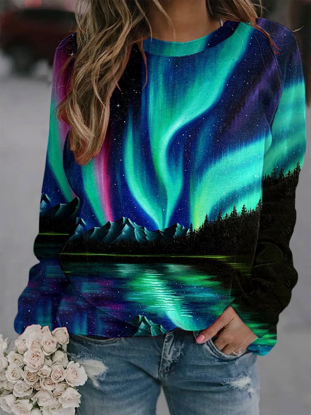 Women's Beautiful Aurora Forest Print Sweatshirt