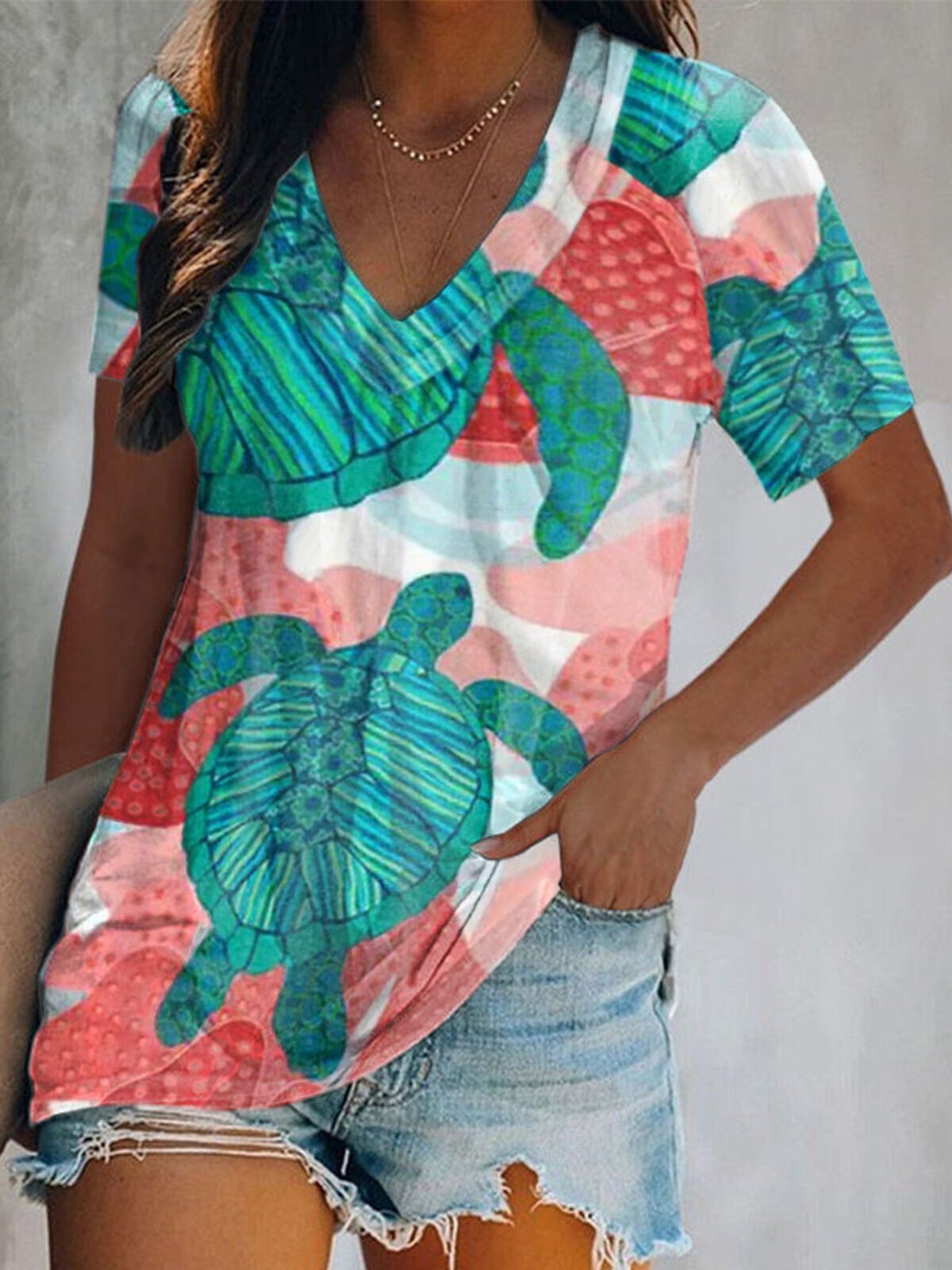 Women's Sea Turtle Print Casual V-Neck T-Shirt