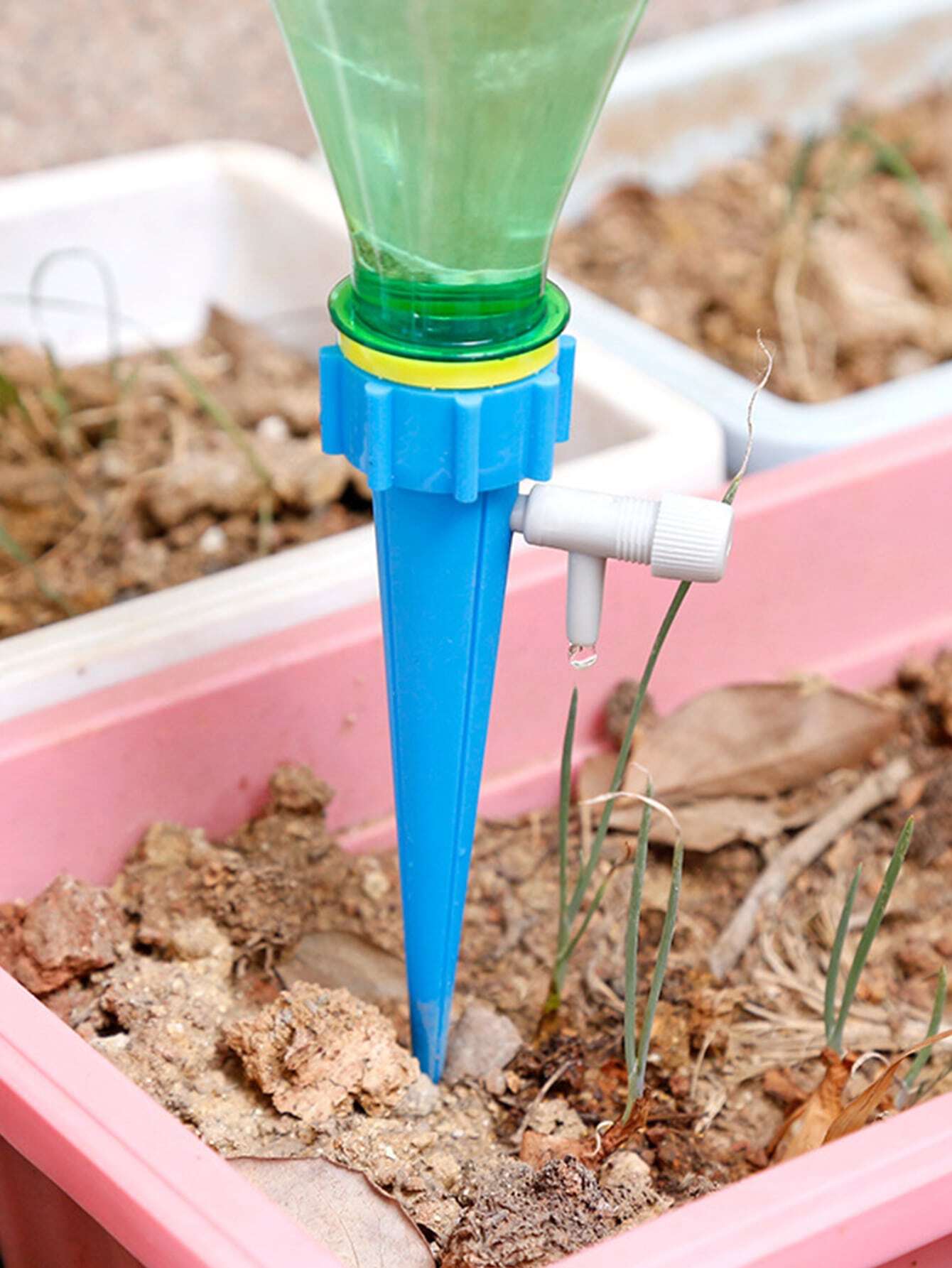 1set Plastic Self Watering Device, Minimalist Self Watering Device For Garden