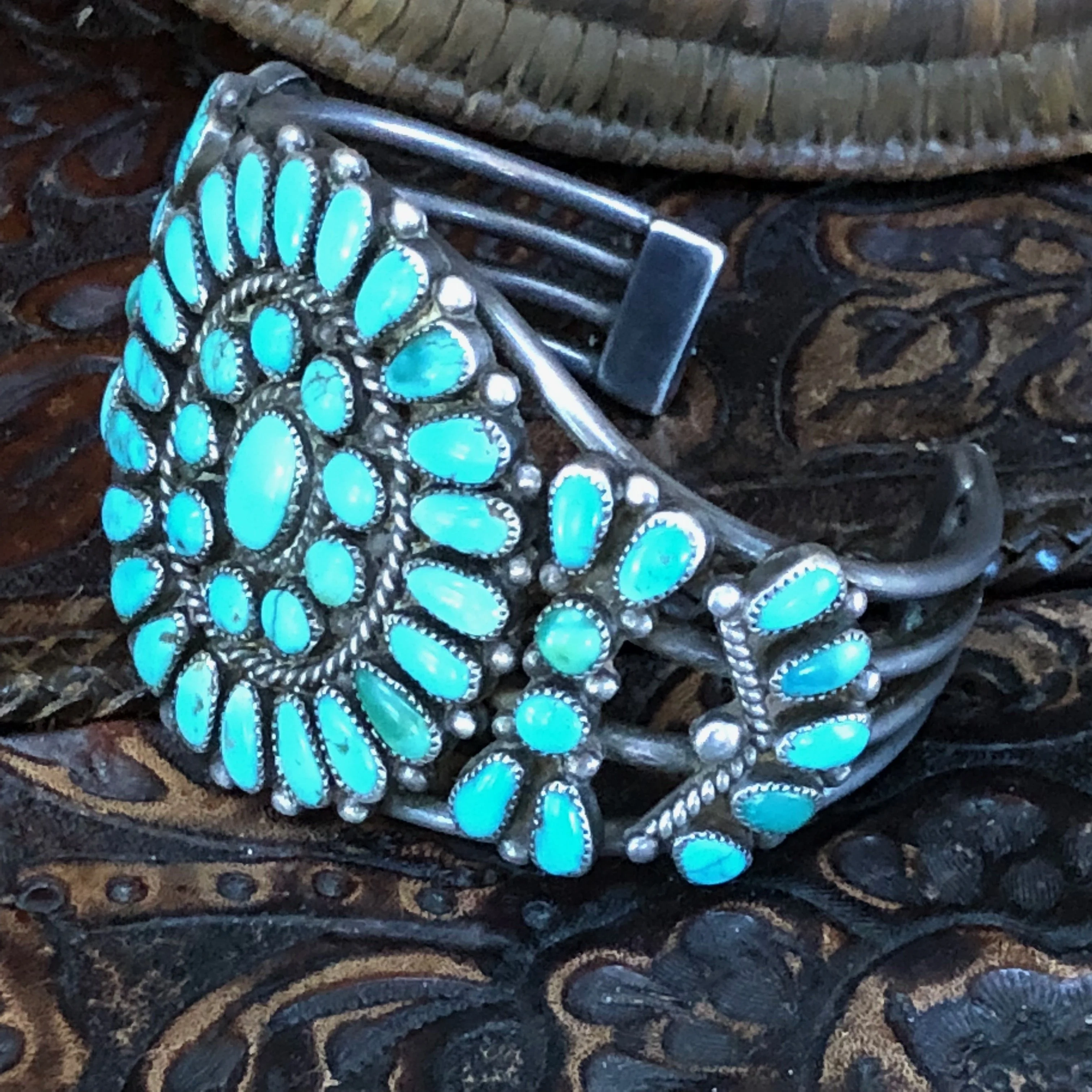 👉🏻SOLD  Early Navajo Turquoise Rosette Cluster Bracelet in Sterling Silver