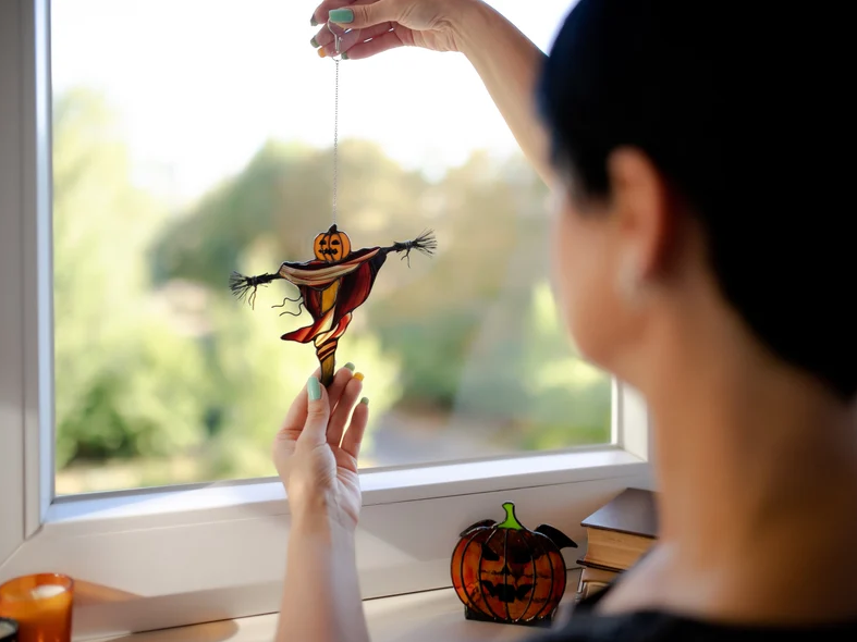 （🎃Halloween Early Sale-50% OFF）Halloween Stained Glass Scarecrow Pumpkin Decoration