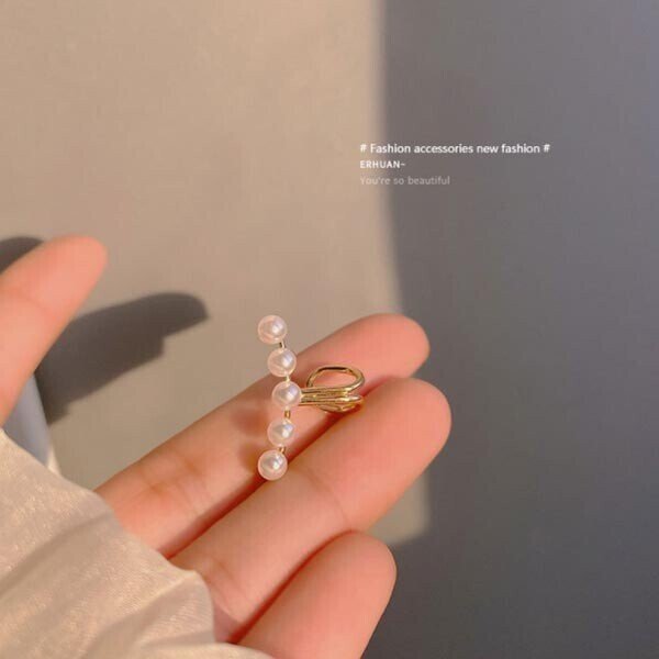 Pearl ear bone clip earrings
