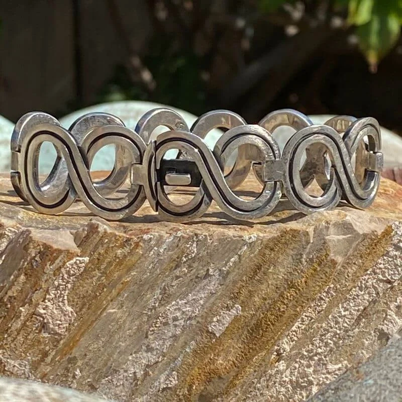 Vintage Mexican Sterling Silver Infinity Bracelet Taxco